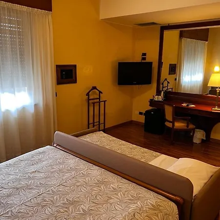 Grand Excelsior 4* キアンチャーノ・テルメ