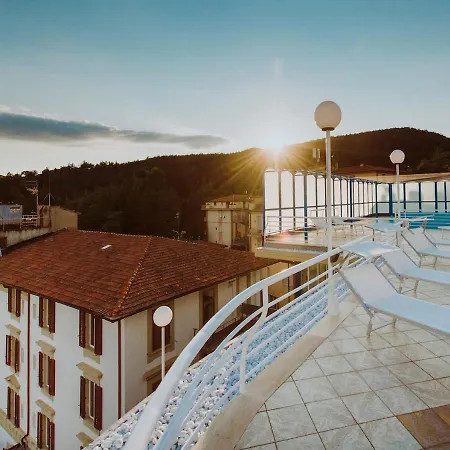 Grand Excelsior 4*